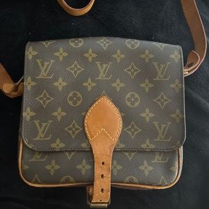 Louis Vuitton  Cartouchiere MM